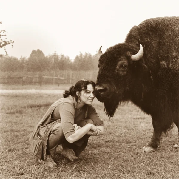 Val & Buffalo001 fxHR.jpg