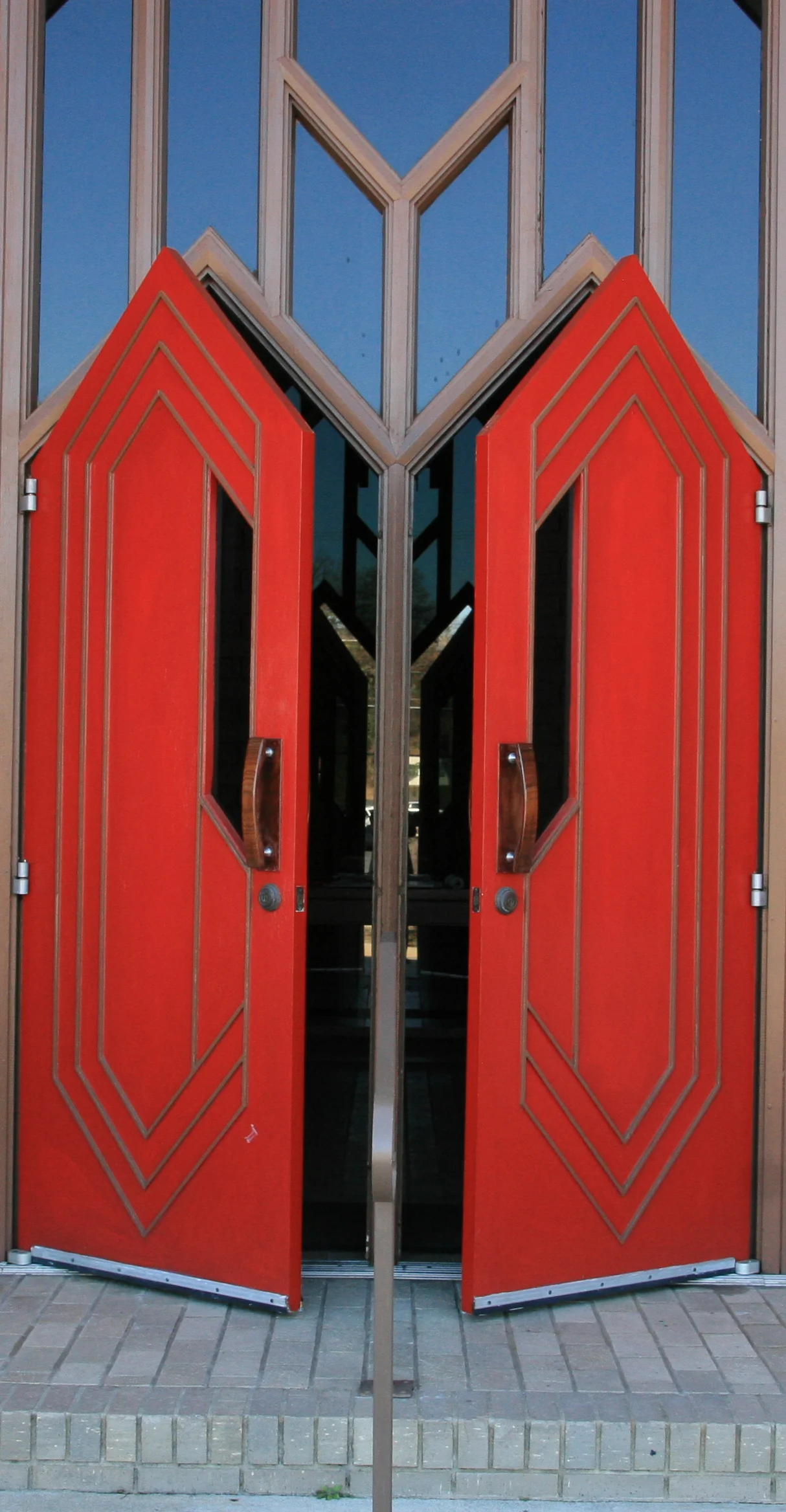 Red Doors St. Luke's Episcopal Church North Little Rock