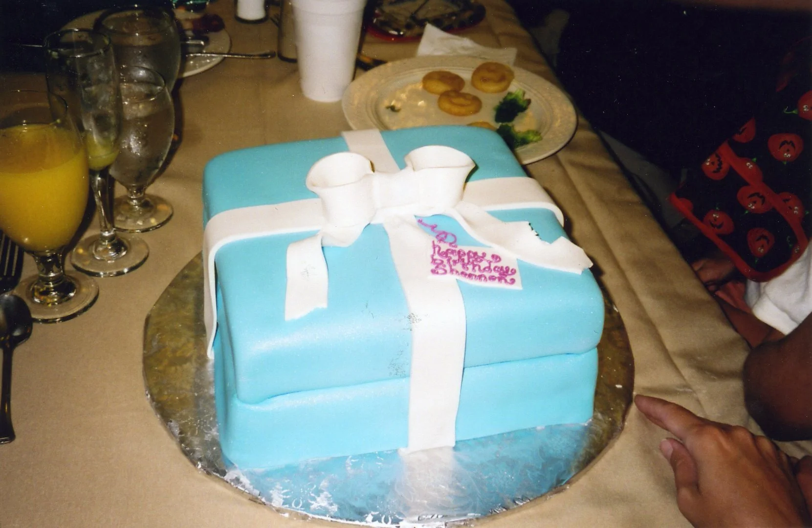 shannon bd cake207 copy.jpg
