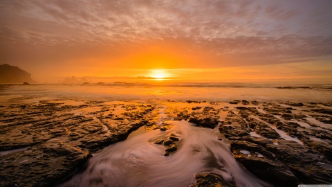 Ocean sunrise