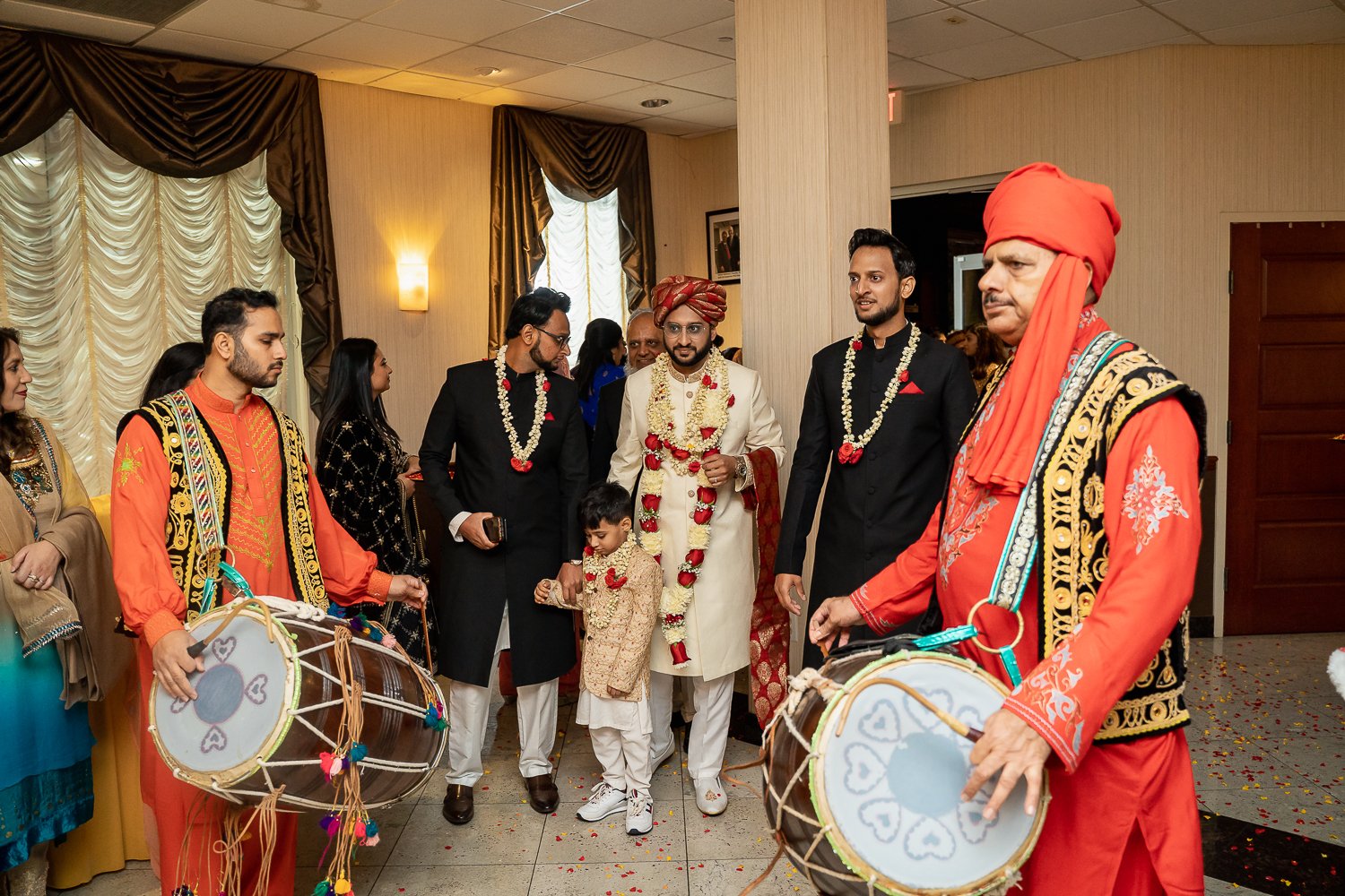 Pakistani-Edison-NJ-wedding-Mirchi-11.jpg