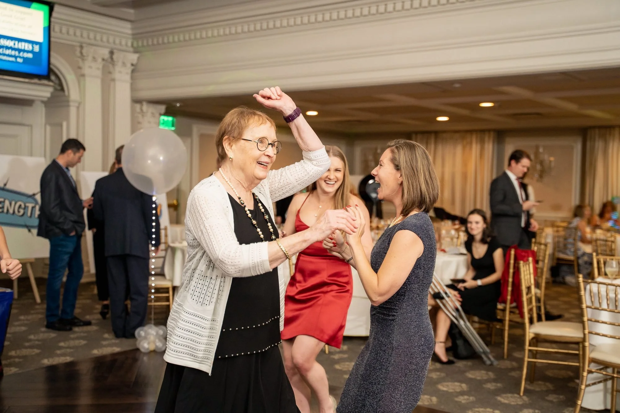 nj-good-grief-gala-dancing.jpg