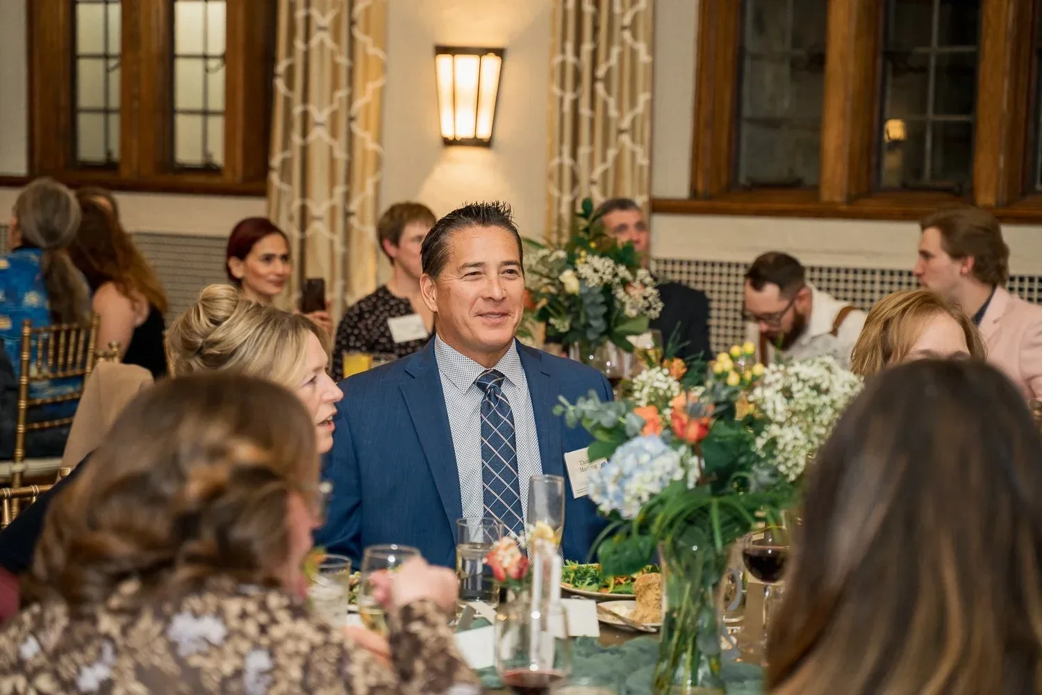 swep-nonprofit-gala-dinner-guests.webp