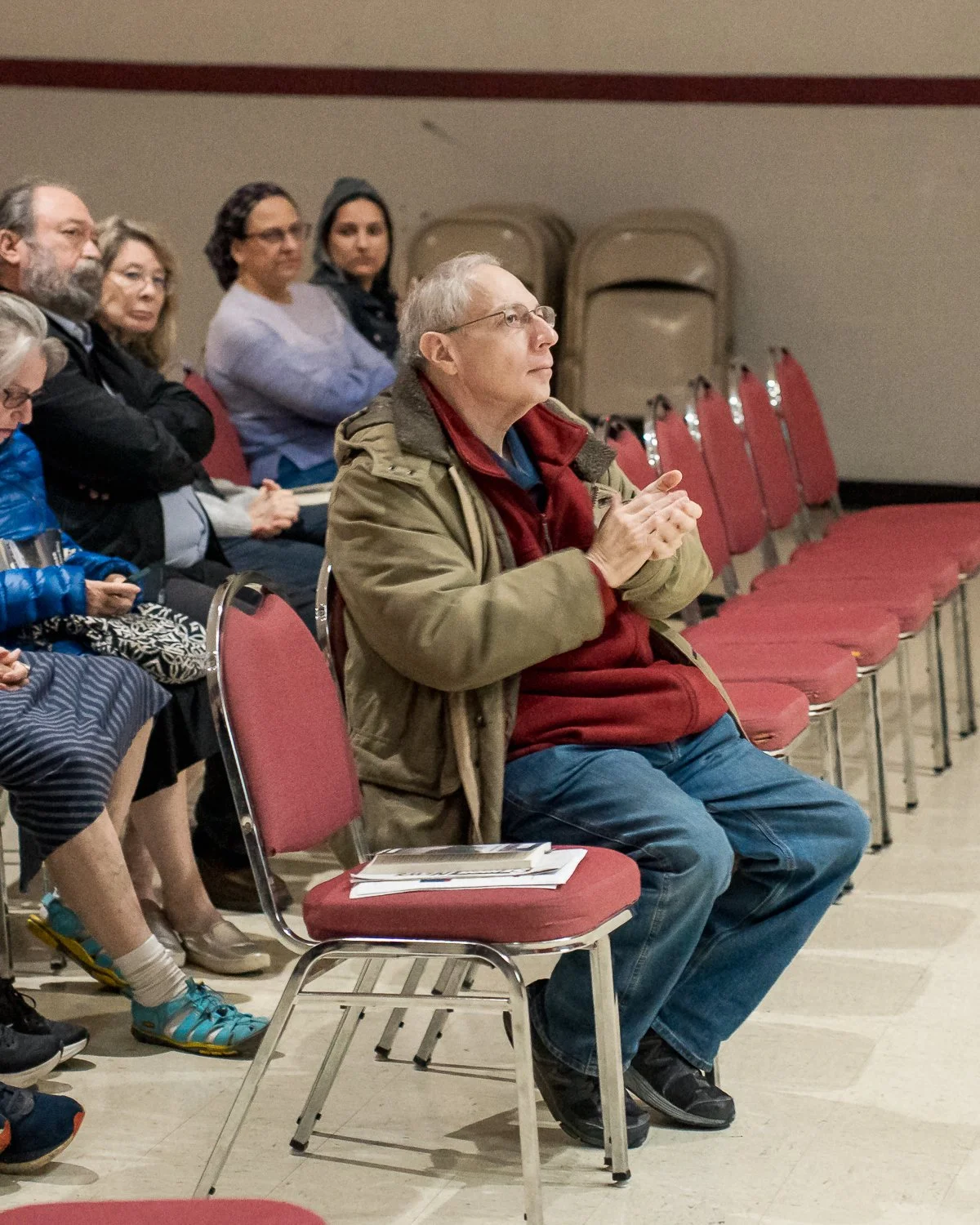 ira-kohler-union-y-attendee-applauding.jpg