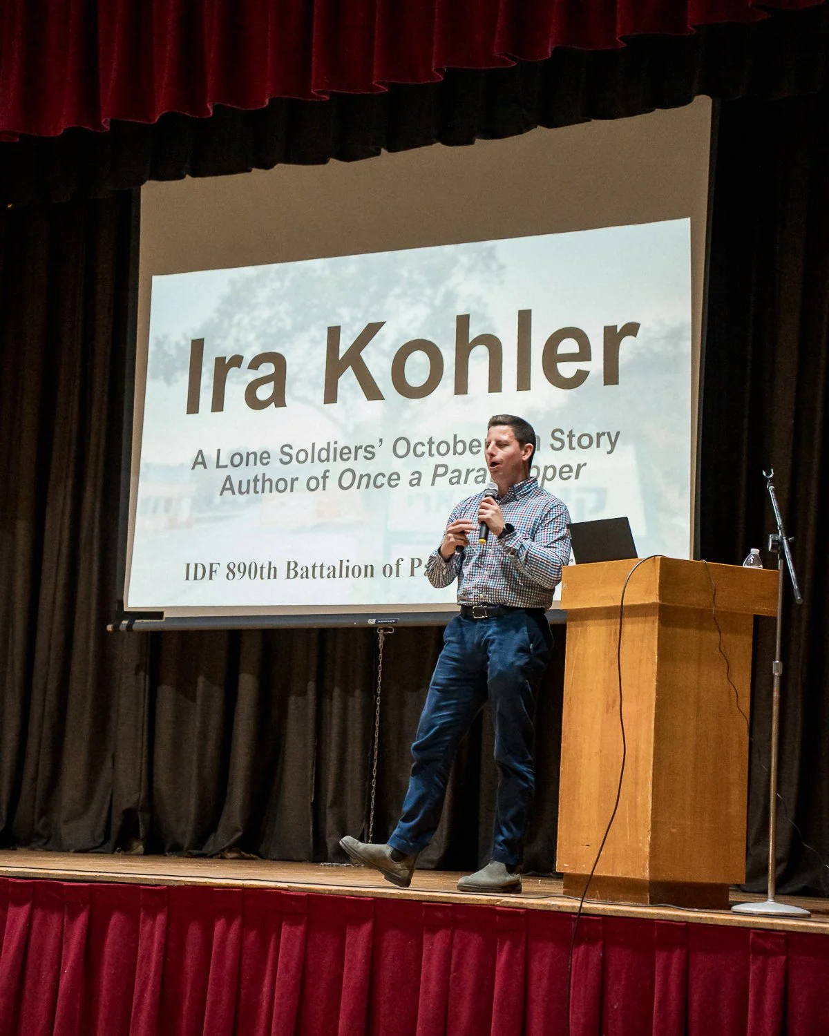 ira-kohler-union-y-speaking-on-stage.jpg