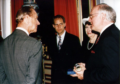 19-with-family-at-Buckingham-Palace.jpeg
