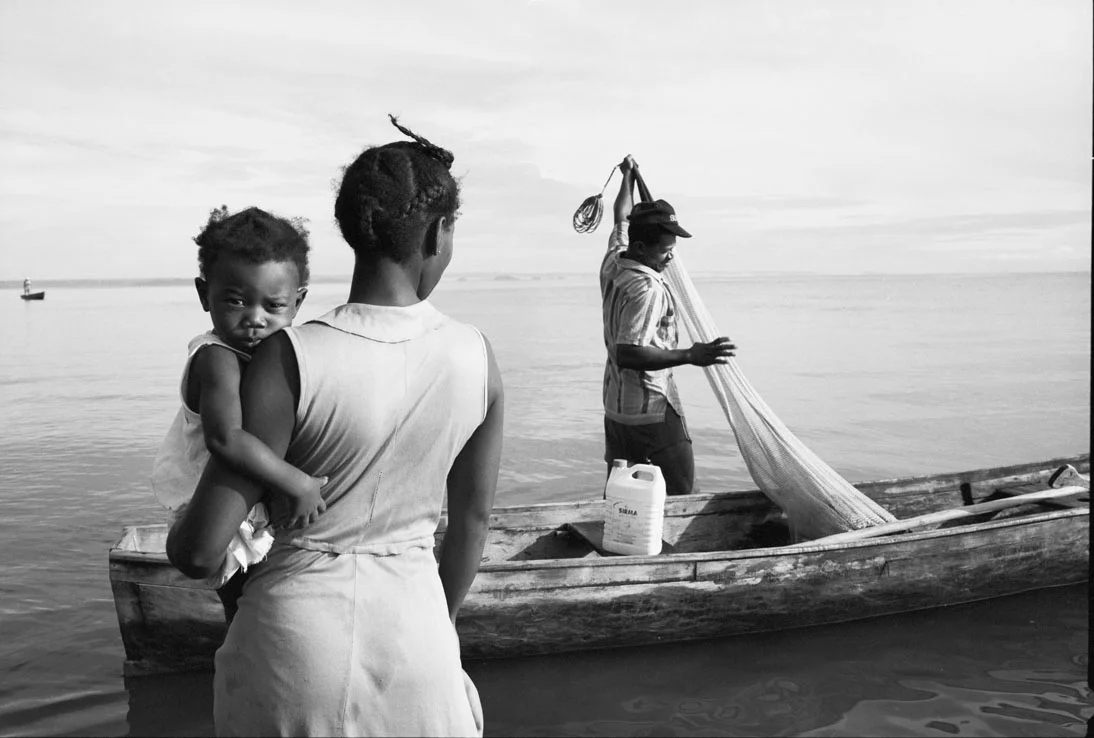 Tony Gleaton, Family Of The Sea, 1988, Livingston Guatemala