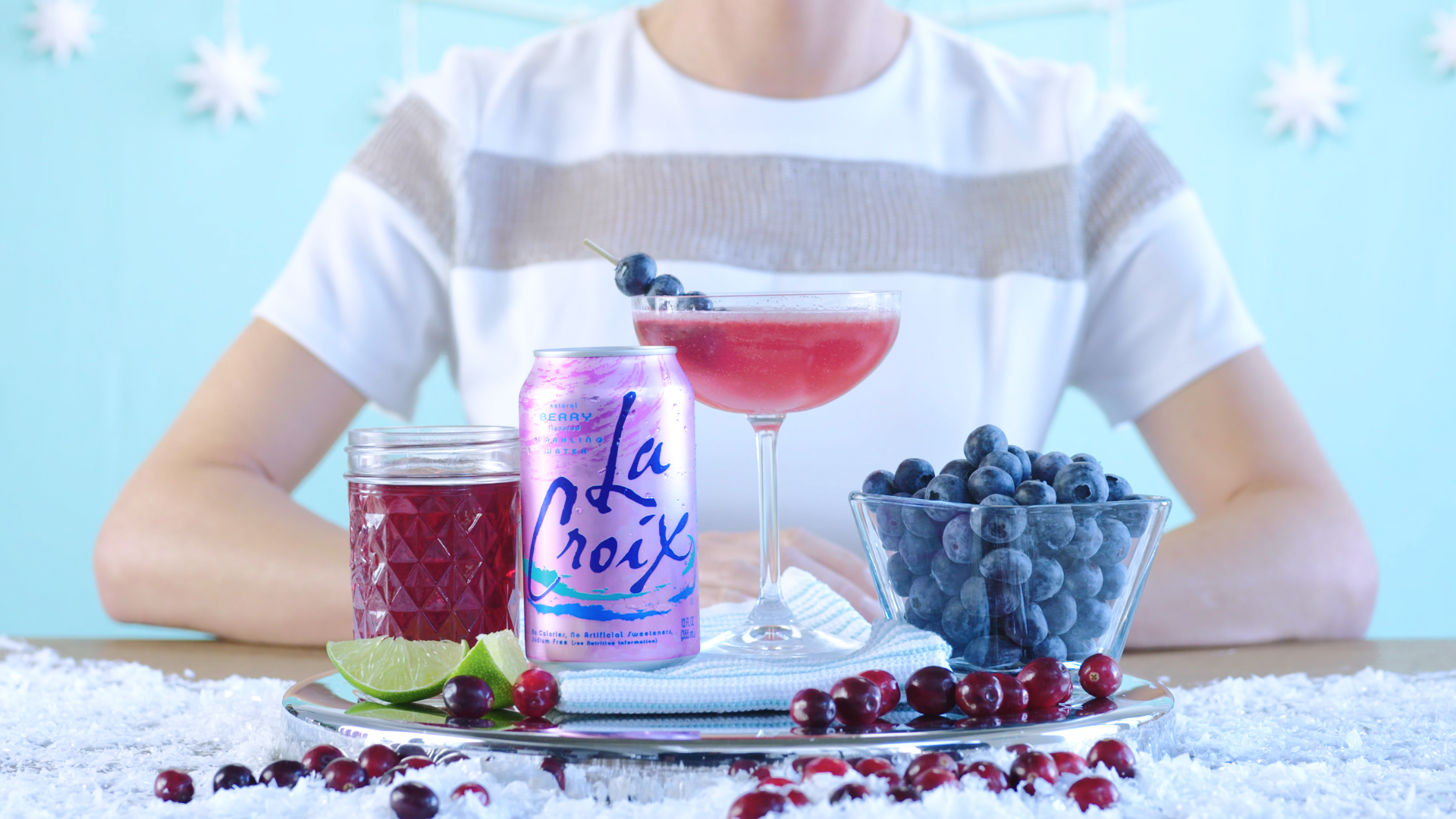 LaCroix_Holiday2016_Berry+Cosmo_v6_Debi_COLORED.00_00_43_17.Still007.png