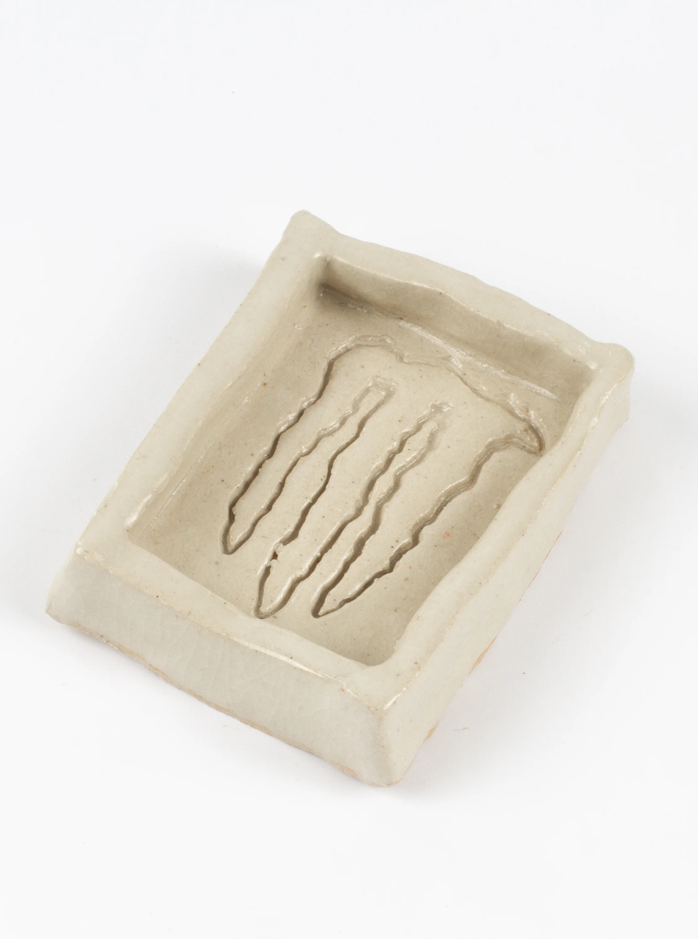 Monst3r Ashtray, 2018 glazeware 3.5 x 4 x 1 inches