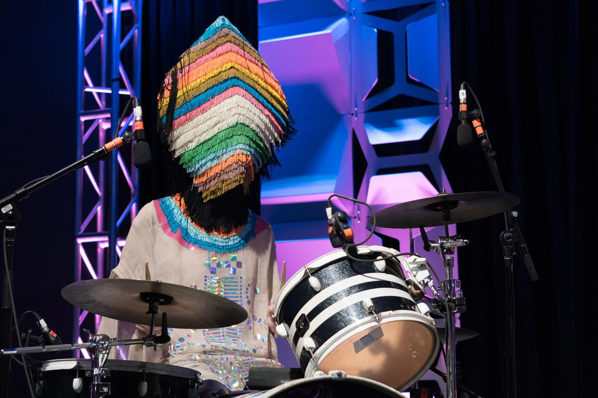 music025.jpg