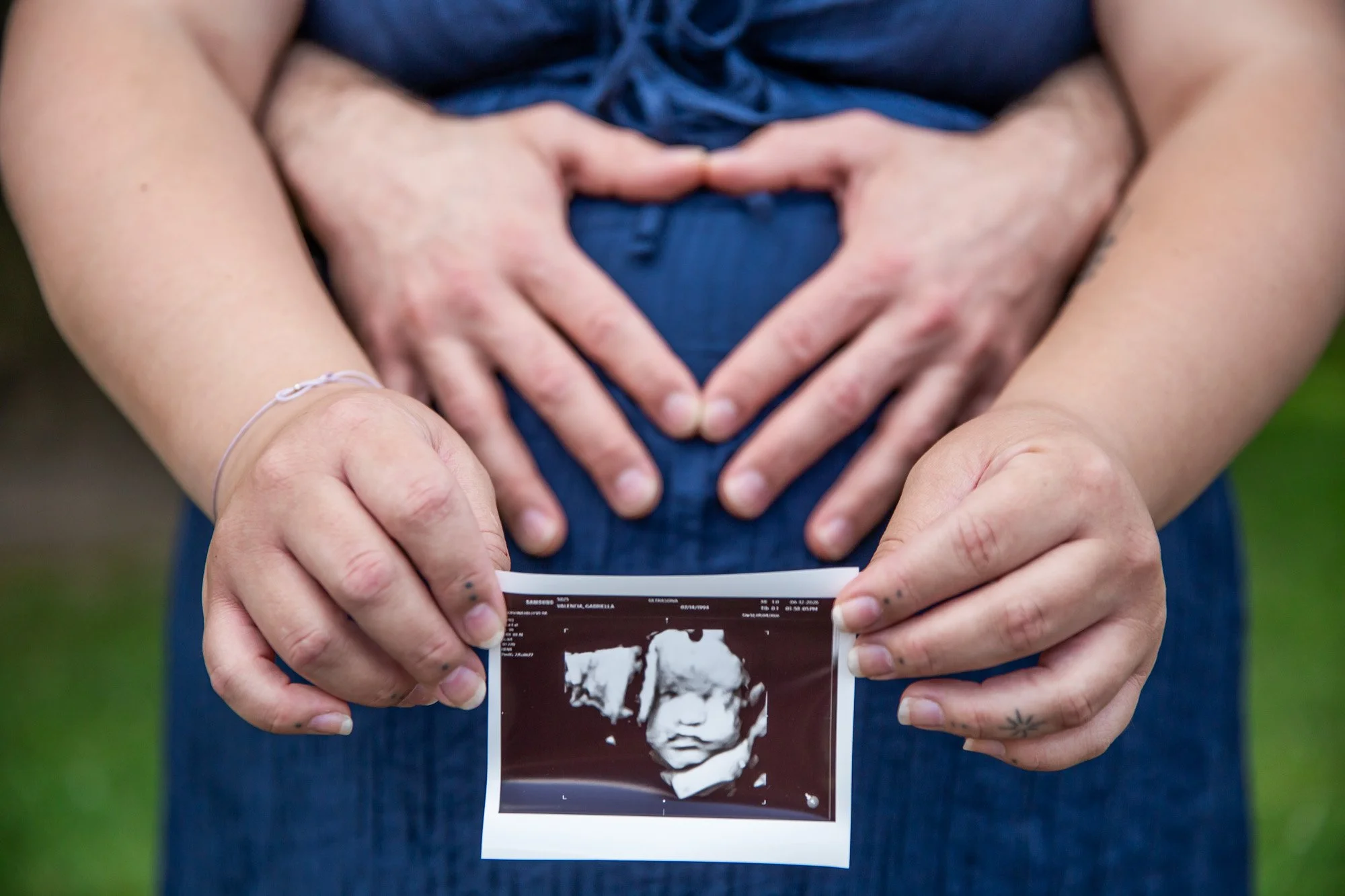 Maternity Photoshoot in Delaware, Ohio