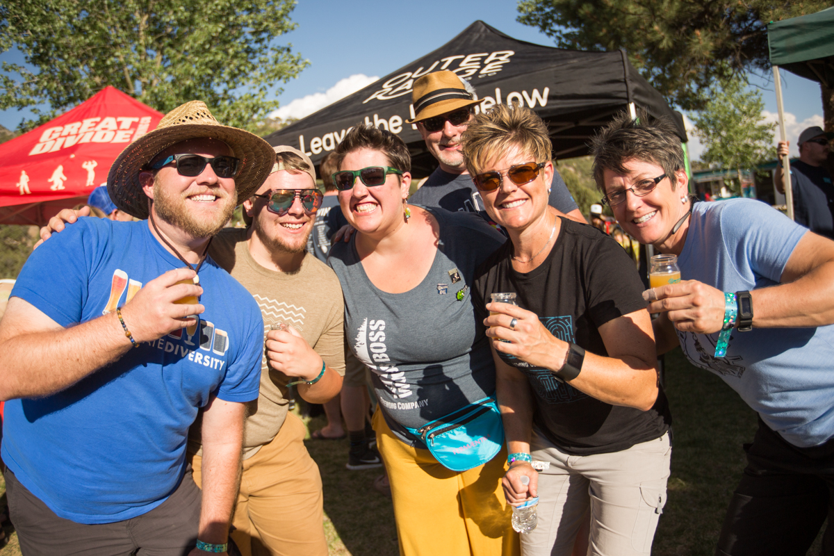 *TastingCrowd_3_Photo Zach Mahone.jpg