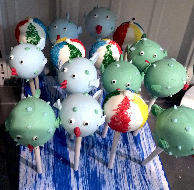 custom-cake-pops.jpg