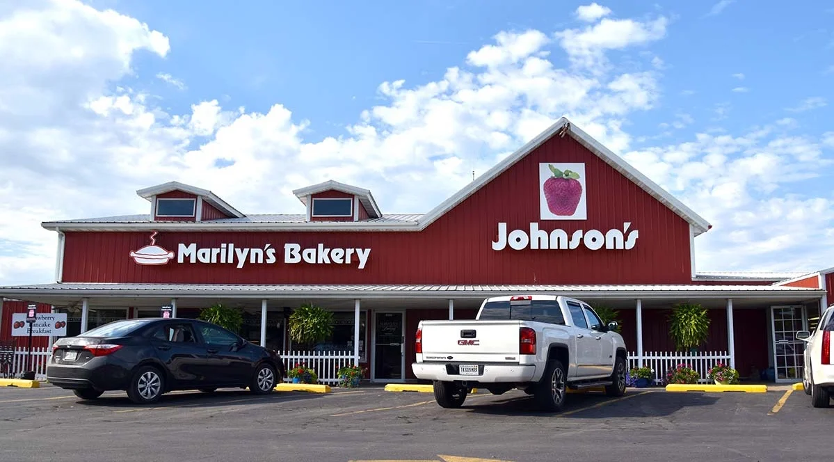 marilyns-bakery.jpg
