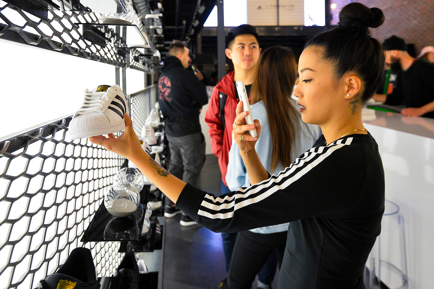 adidas_Icons_SophiaHolding_1500px.jpg
