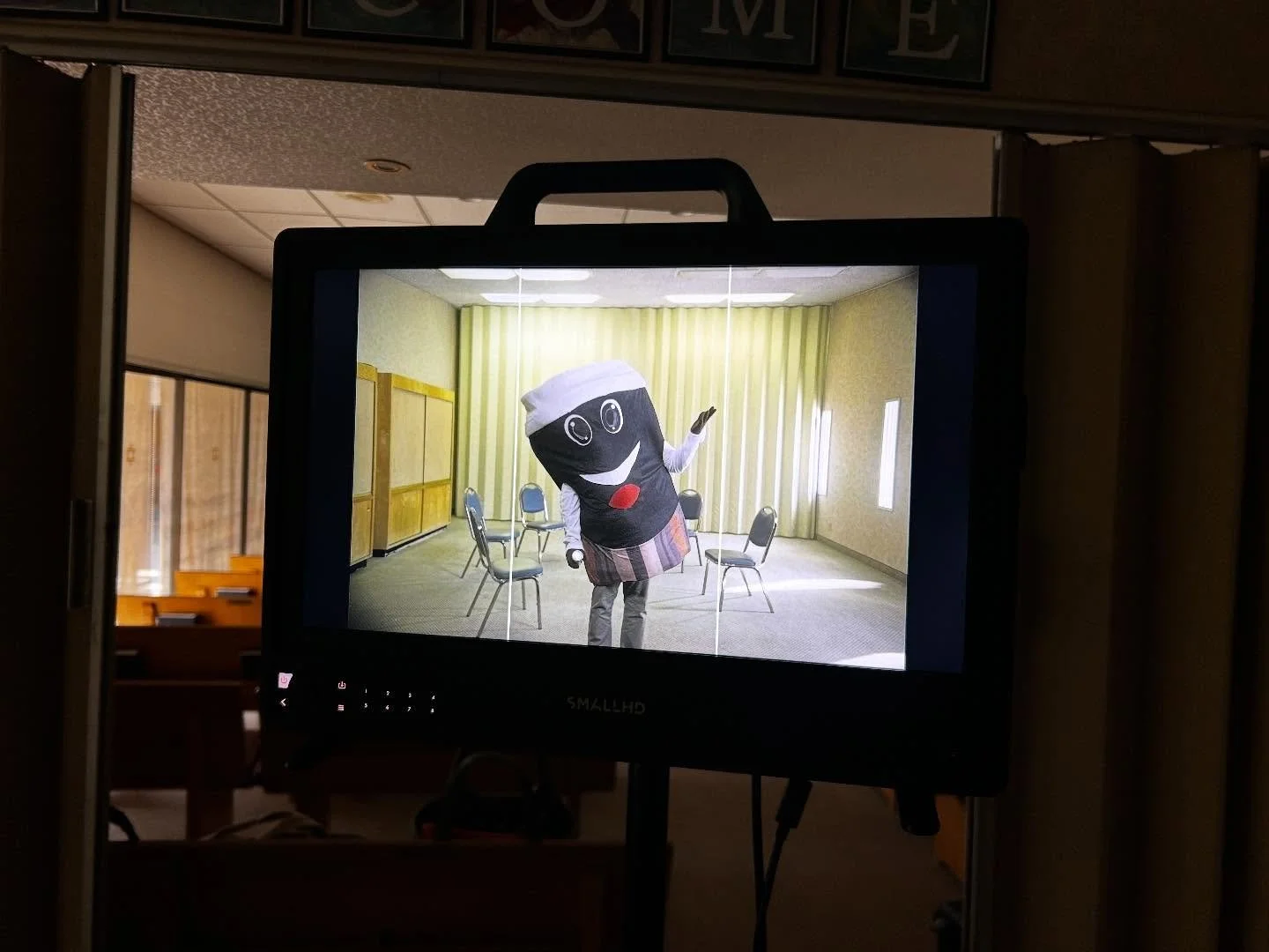 As Pumpkin Spice season officially gives way to Gingerbread Latte season, I wanted to share this fun seasonal spot I directed for Zevia Salted Caramel (the perfect soda for your upcoming holiday gatherings!) 🍂🎄

We had so much fun on set, especiall