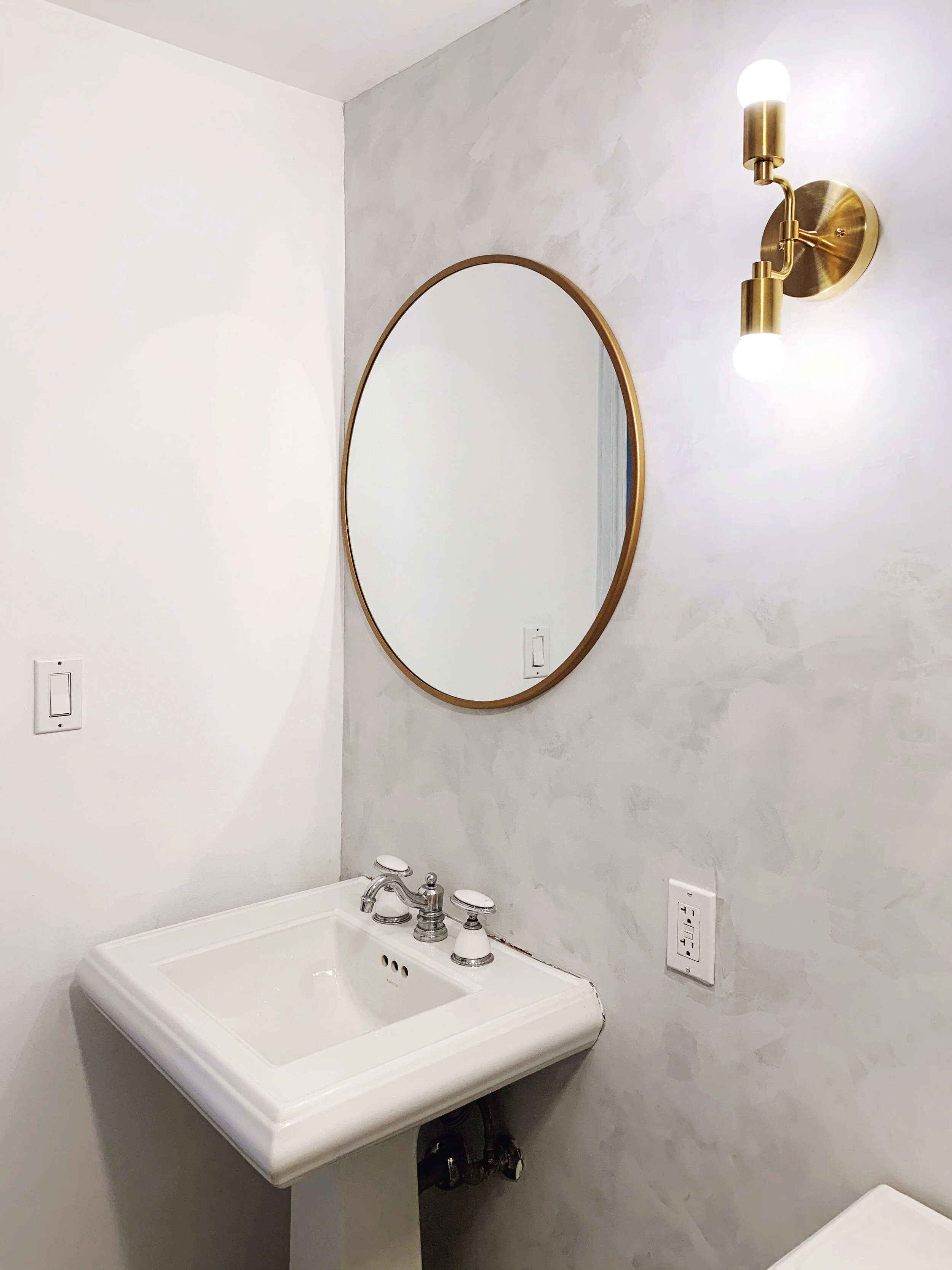 One Room Challenge: Weeks Five &amp; Six, Two Tone Roman Clay Application and Restoring the Countertops