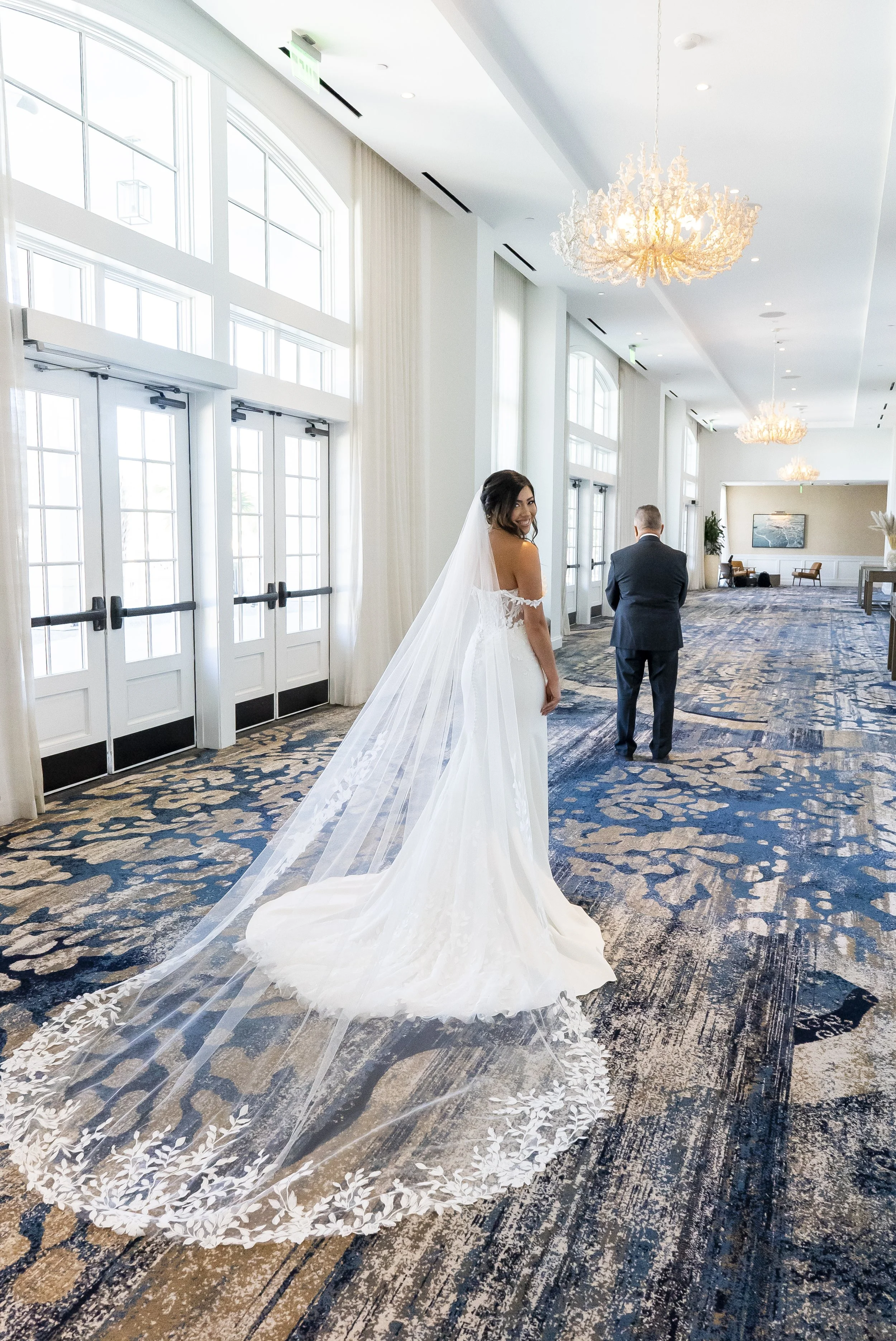Bianca+Stephen_WeddingDayPreviews_014.jpg