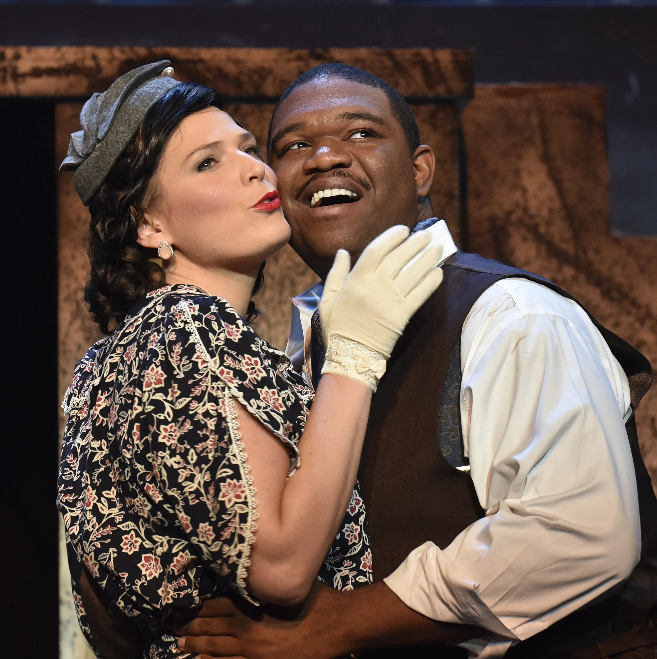  Act I of  Tosca  by Giacomo Puccini Cavaradossi: J. Warren Mitchell Tosca: Saira Frank  Stage Director: Rob Glaubitz Costume Design: Becky McGuigan Scenic and Lighting Design: Scott Hynes Photography by Wendy Mutz Photography 