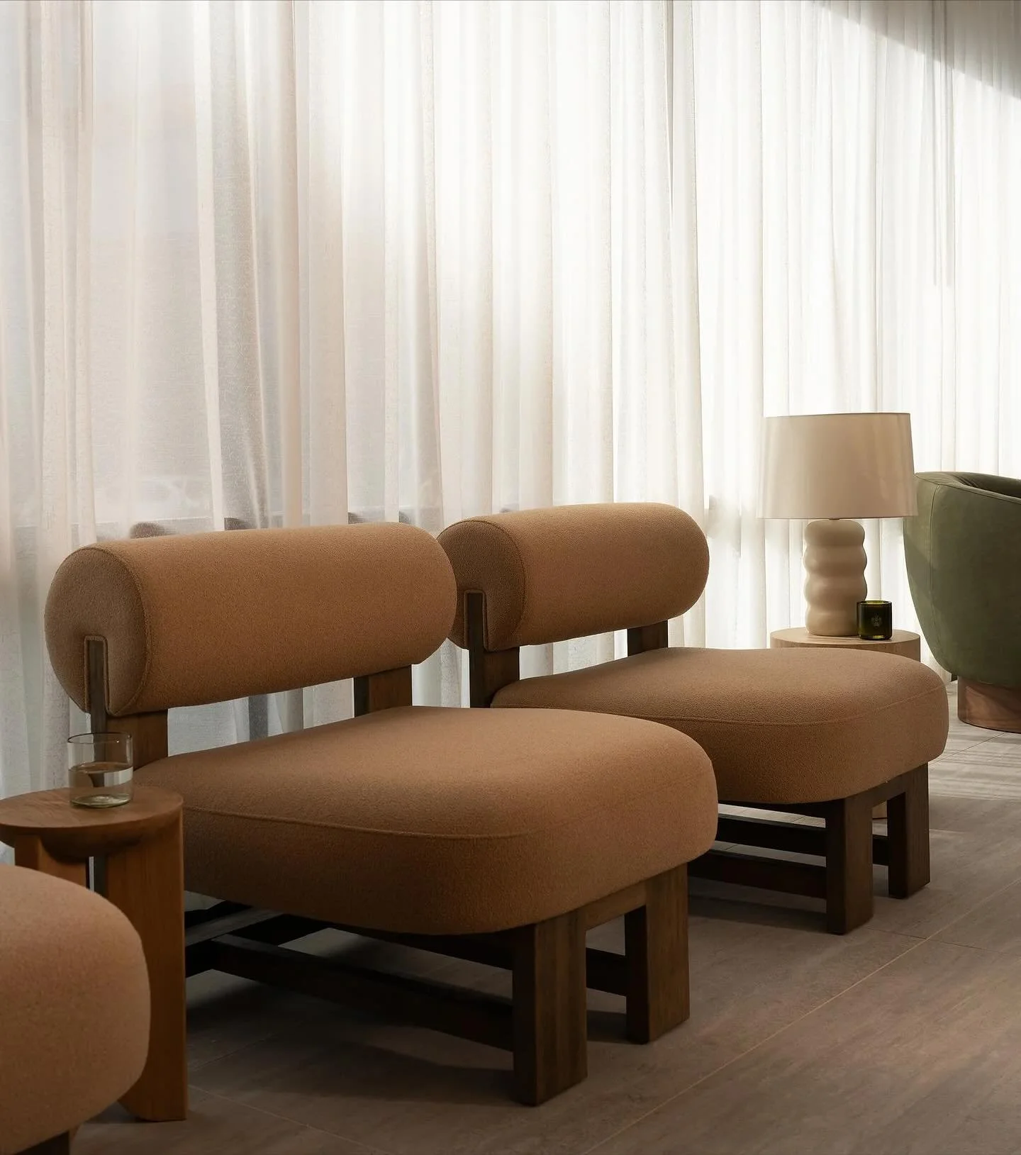 NEW COMMERCIAL WORK is live on the site ⚡️ say hello to Calista Aesthetics, a warm, modern med spa rooted in soft minimalism and a soothing, tonal palette. The clients wanted luxury and wellness to merge in an approachable way for clients to have an 