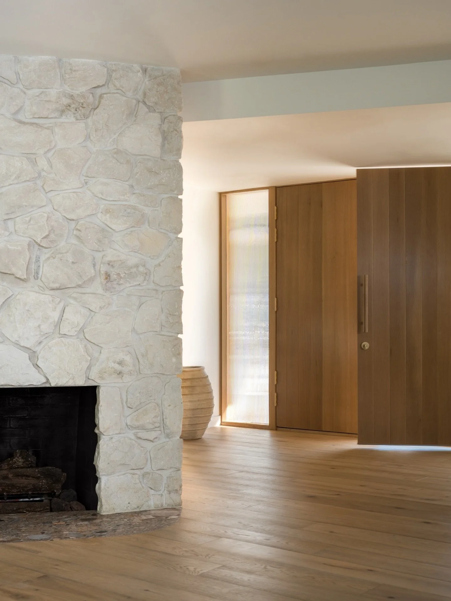 Another movement for this dreamy entry from our Golden Hour project recently featured on @ruemagazine flush ceppo fireplace hearth detail and all 🤌🏼