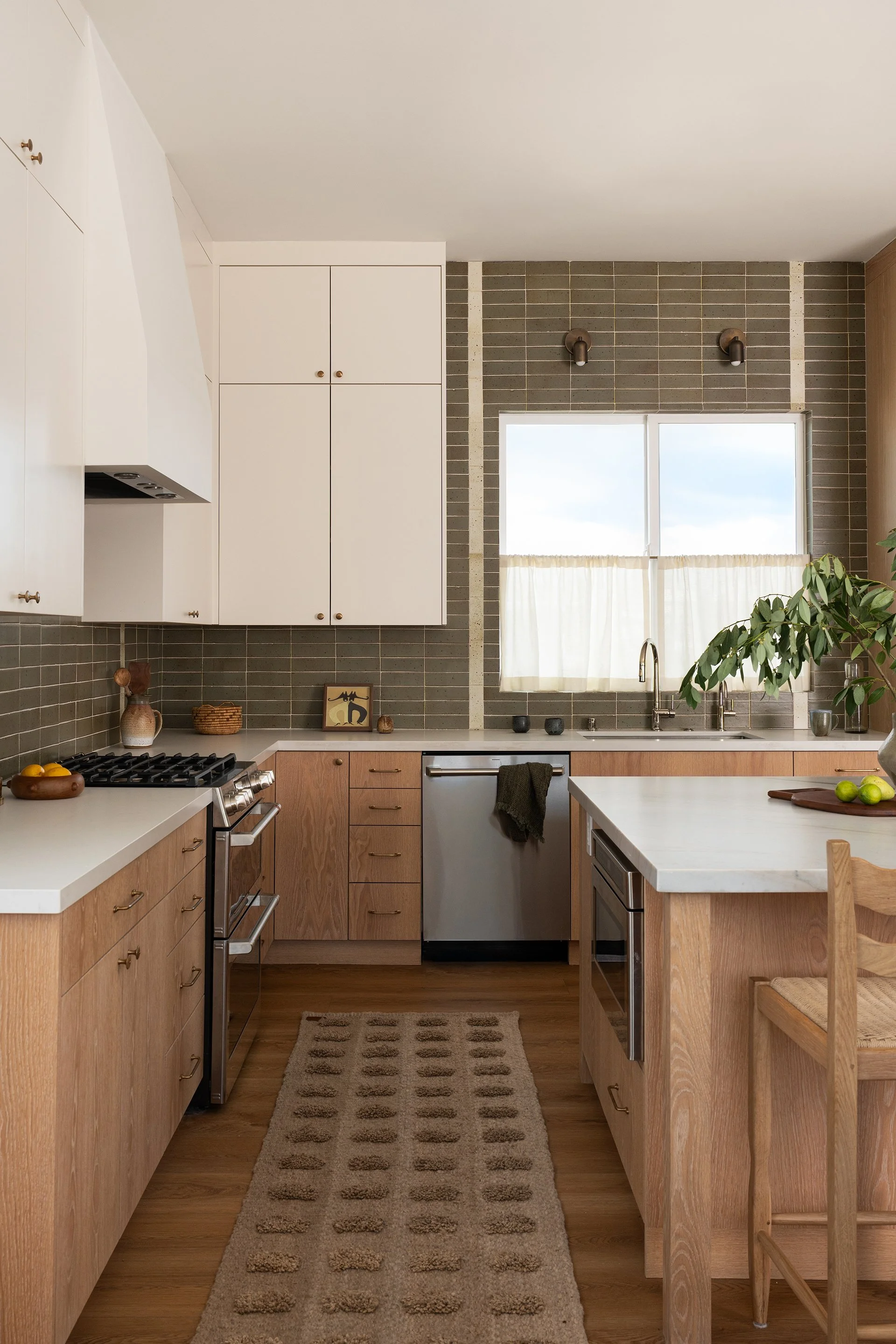 ElSegundo_SolsticeInteriors_24.jpg