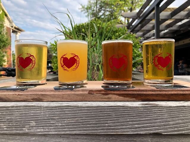 Sample our newest brews with a flight !! Create your own or ask your bartender to choose based on your preferences #macushlabeer