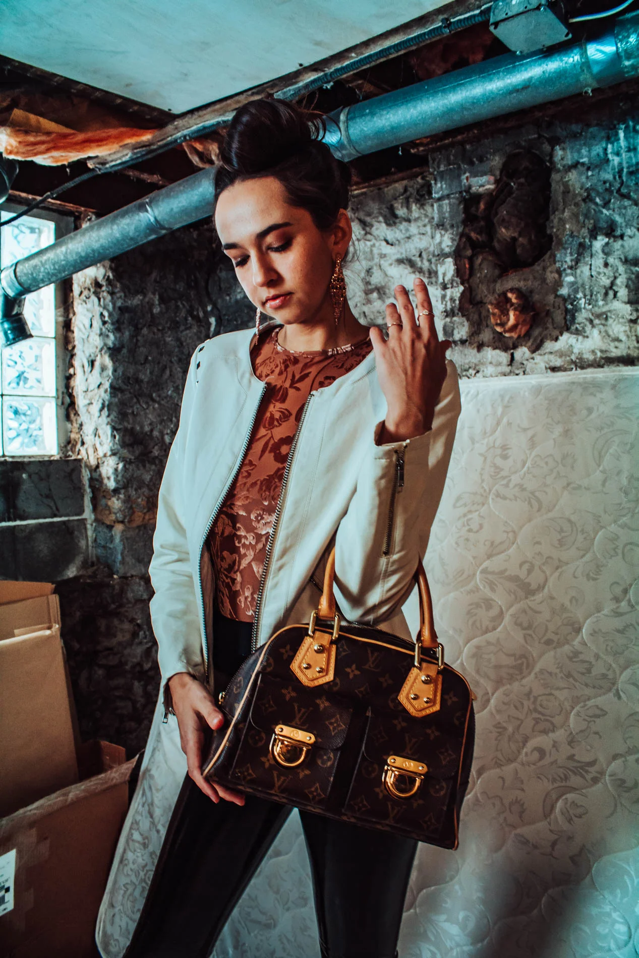 Naomi Oritza X Judge's Mansion