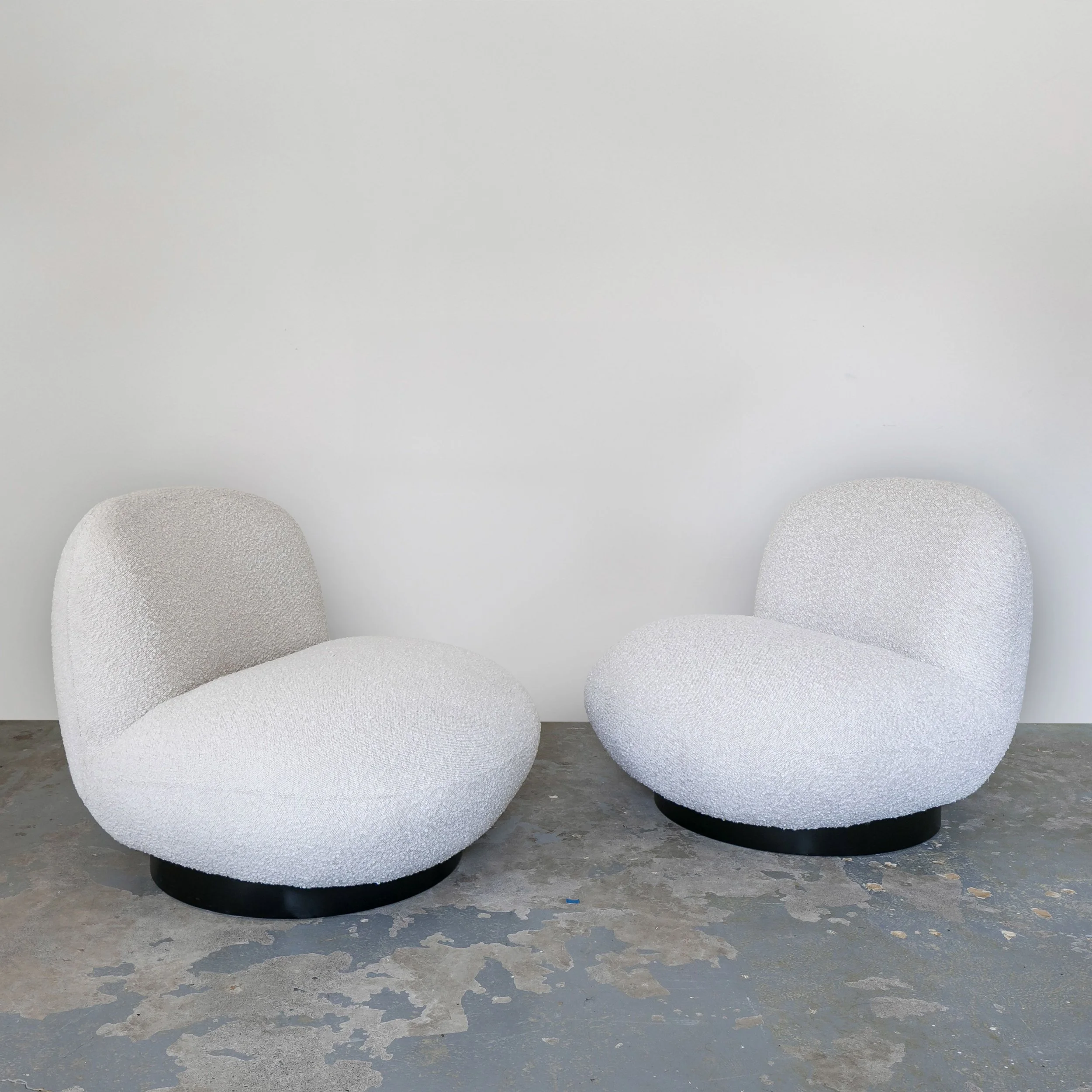 Contemporary Boucle Lounge Chair