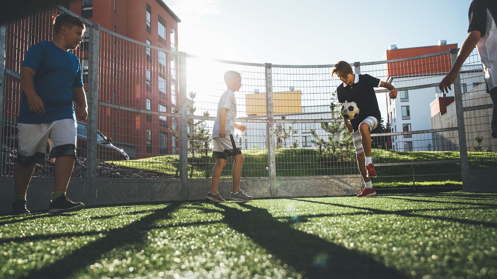 2016_REFERENCE_LEINELÄNKAARI_FOOTBALL.jpg