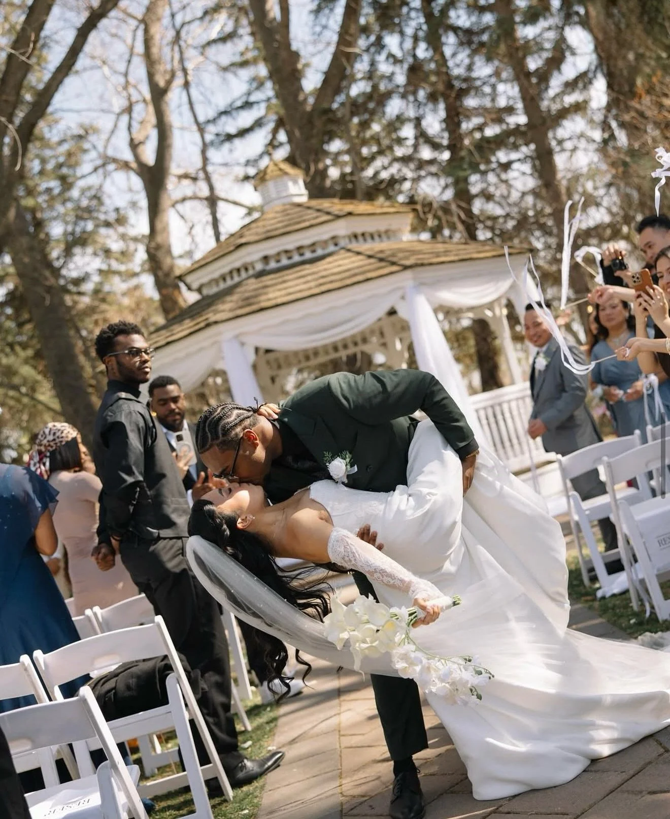 Congratulations to our gorgeous bride @janeiabrown on your most picture perfect day! Janeia is wearing our lovely Private Collection - Zoey Gwen! 

#wedding #weddinggown #bridalmoments #yycweddings #weddingdressinspiration 

venue @thenorlandhistoric