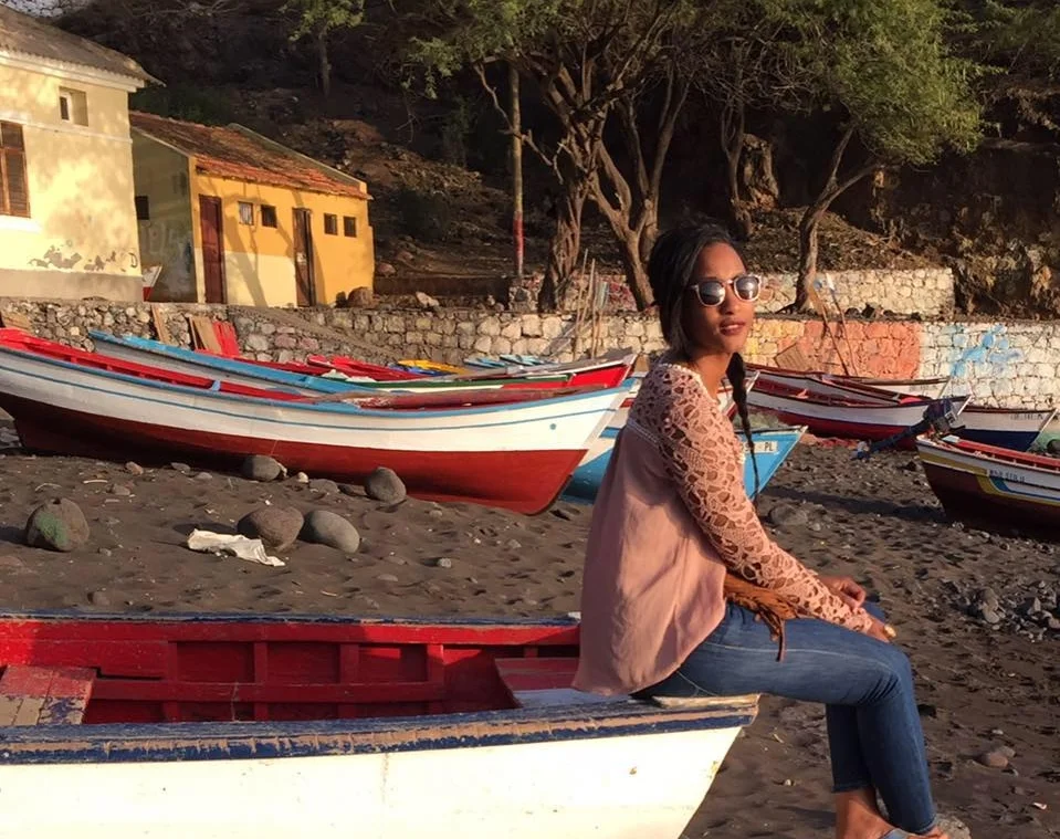 Criola Da Semana - Vanessa, Paris