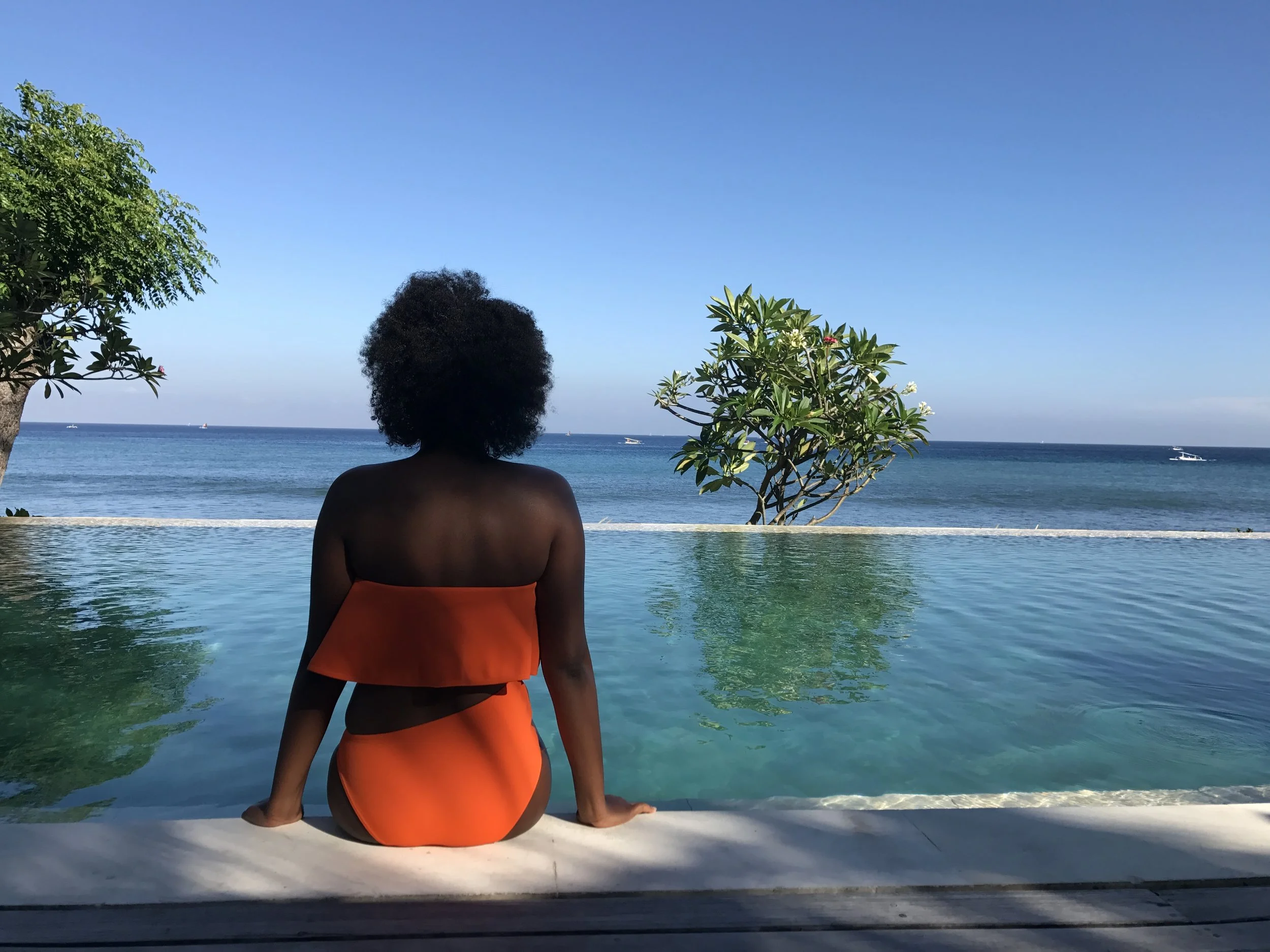 Get your swimsuit life!