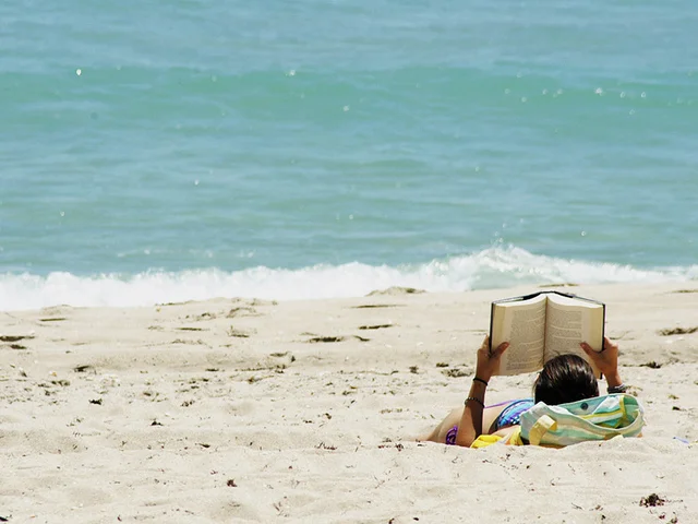 Your Mag's Summer Reading List