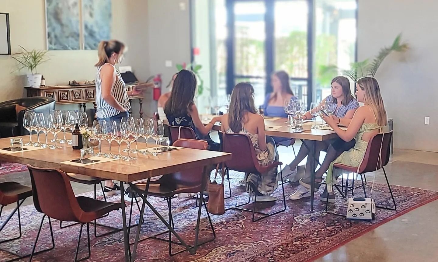 Nice and cool in here! 

#keepitcool #nohotwine #wine #winetasting #Napa #visitnapavalley #boutiquewinery #girltrip #yum #cheers #travel #ac