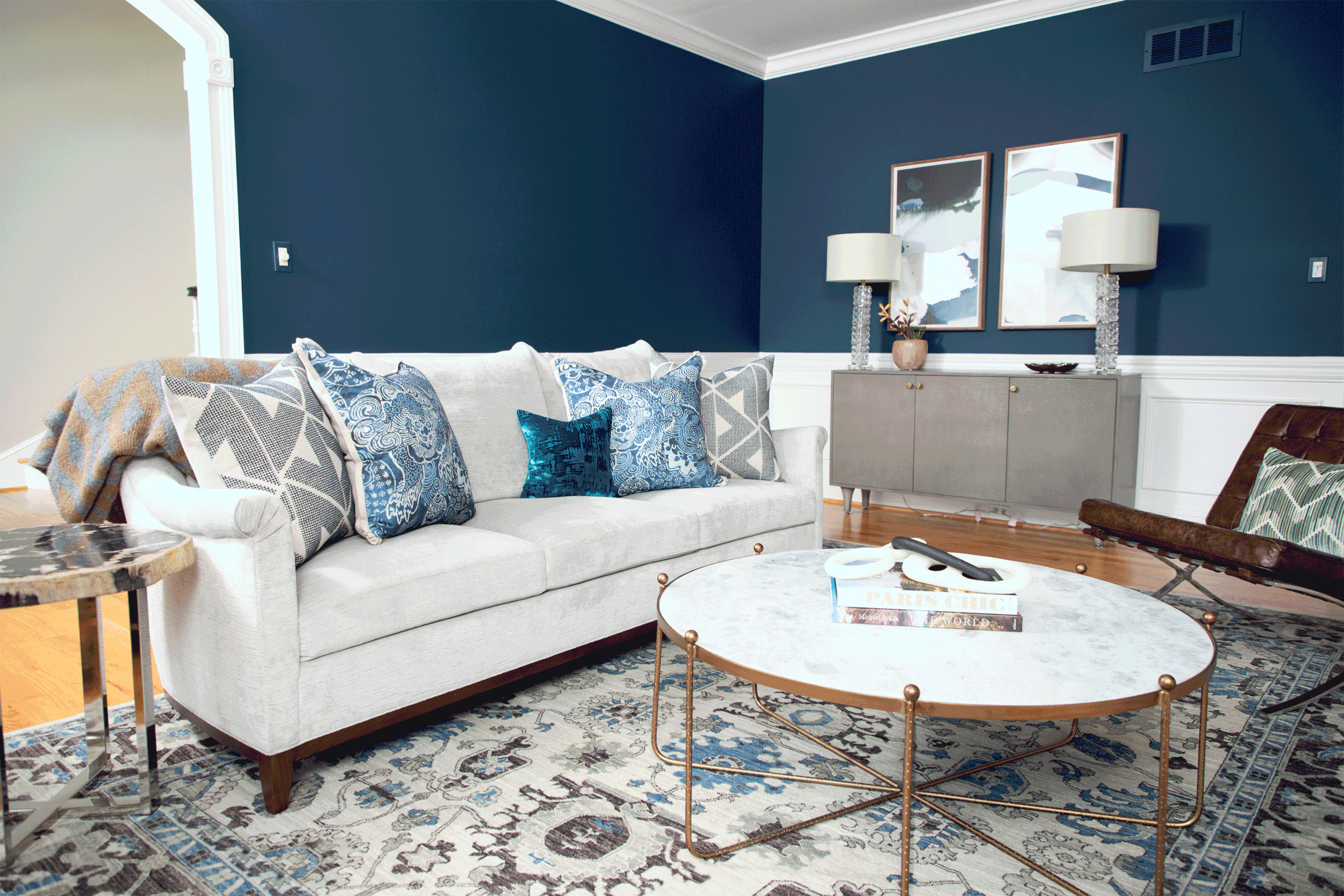 Blue-Room-GIF-small.gif