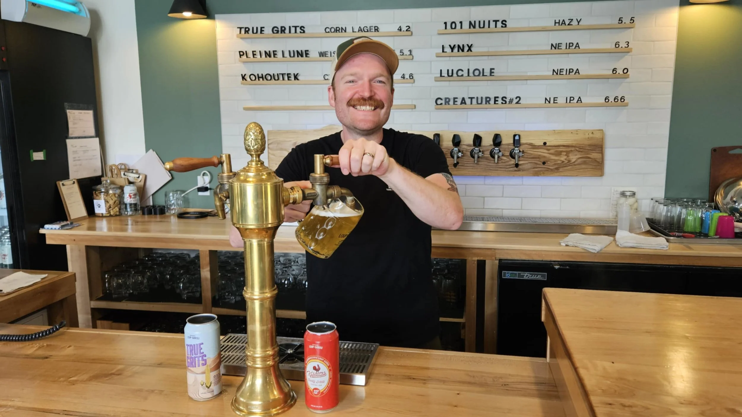 Episode #209: Rip A Tube with Scott Cuggy of Microbrasserie Loup-Garou | Adjunct Series