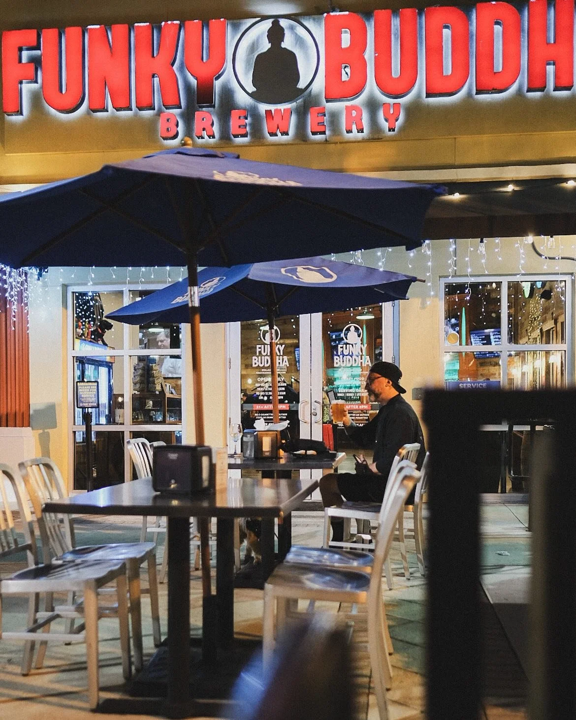 Arguably one of the most legendary breweries in South Florida is Fort Lauderdale&rsquo;s @funkybuddhabrew. Located in the happening Oakland Park neighbourhood, the taproom is a funky pub meets vibrant sports bar. The beer menu spread across two massi