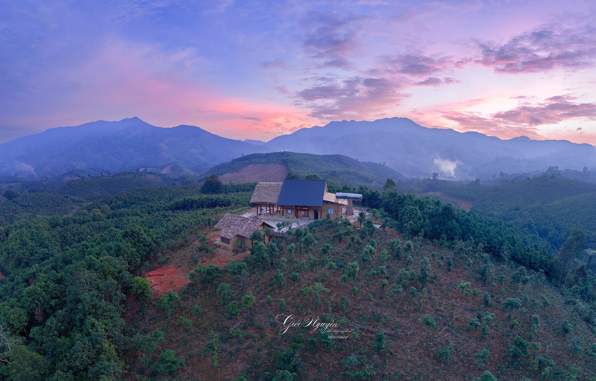 PANO_chill house 1-Pano.jpg