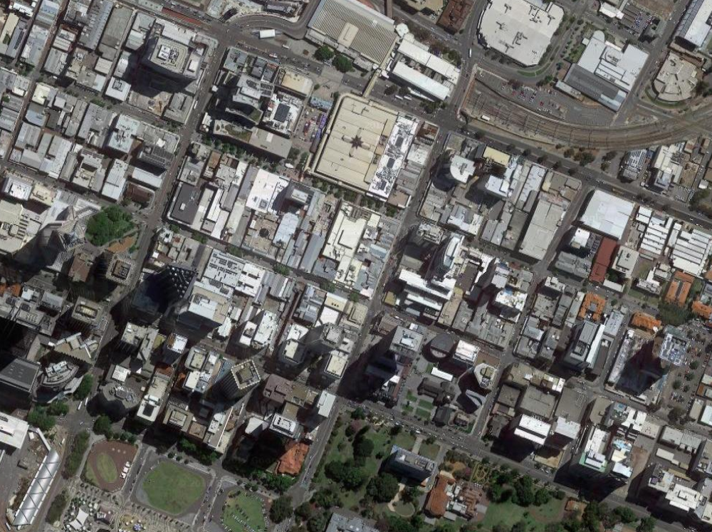 MOANA CHAMBERS 2011 - 2012 The adaptive re-occupation of a grand old ballroom #postmoanachambers