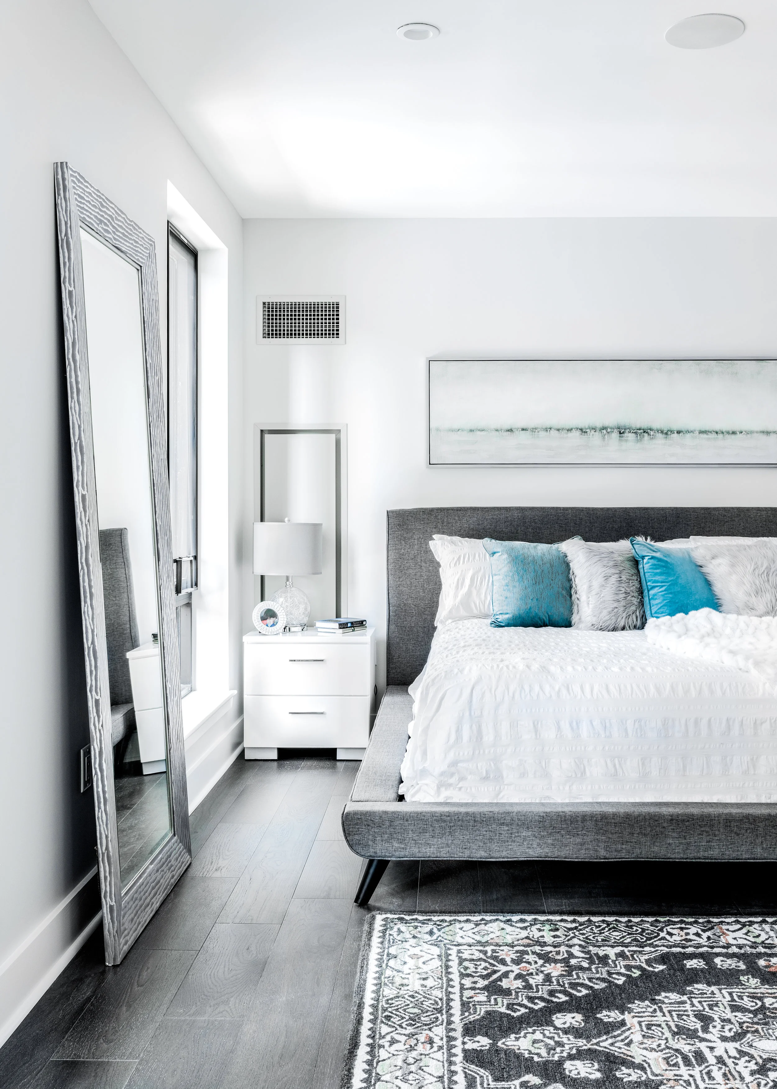EMI_14WestSunsetInteriors_3158.jpg