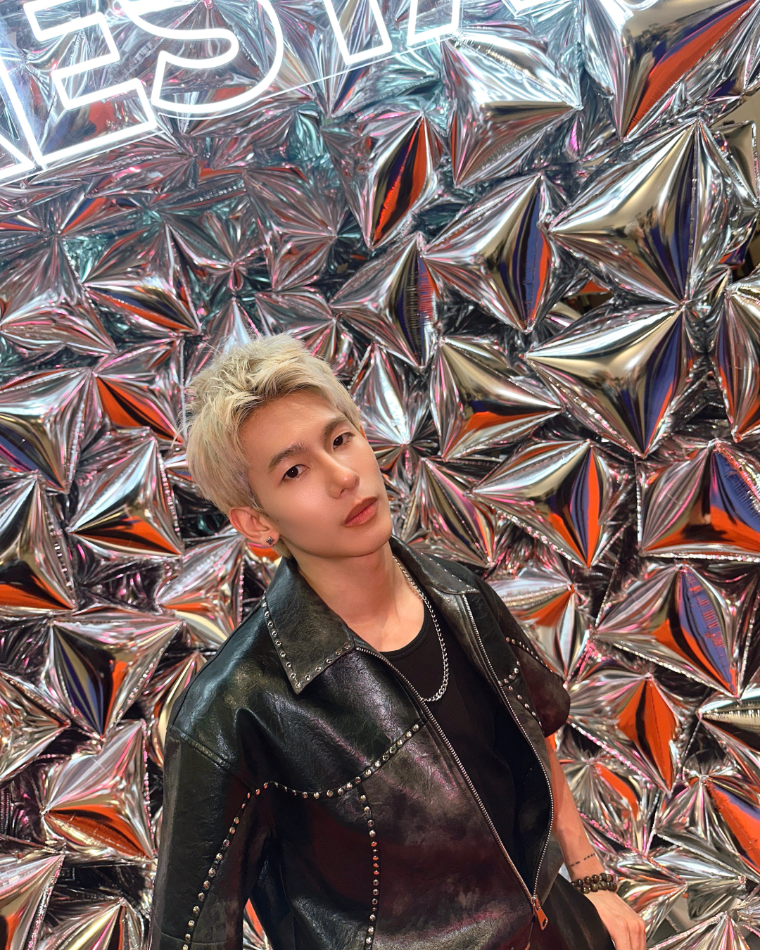 COVER (0-00-00-00).png