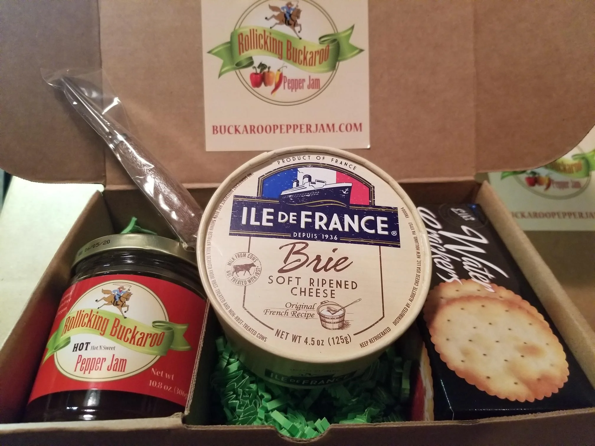brie nosh box.jpg