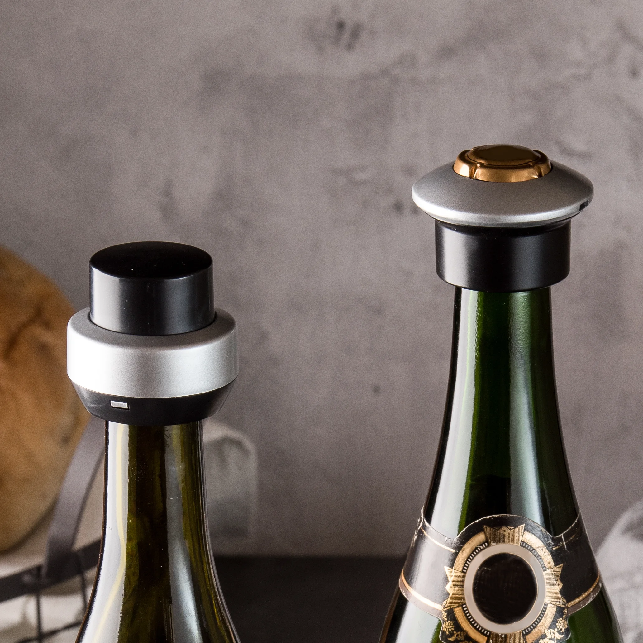 wine stopper_thumbnail_square.jpeg