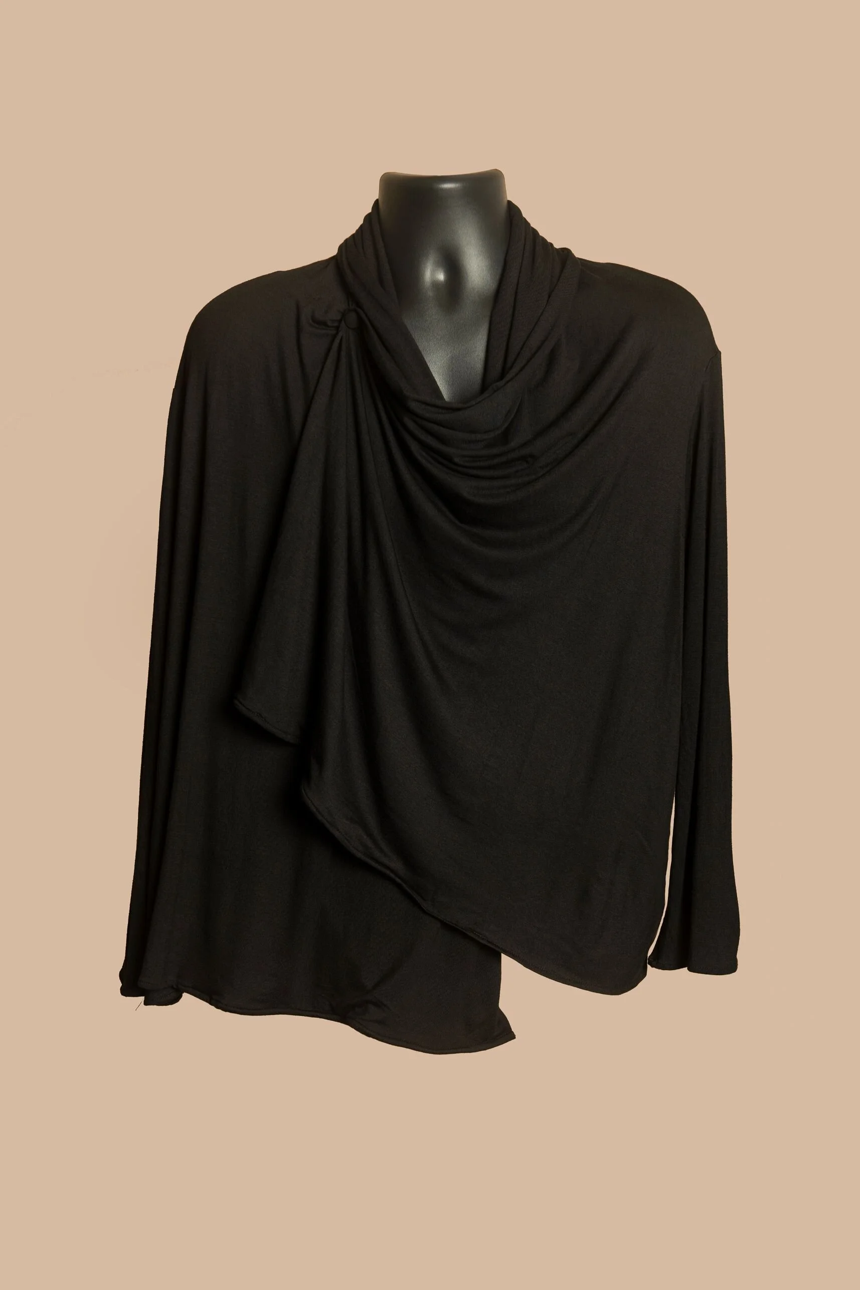 Cardigan Sweater Pitch Black (closed).jpg