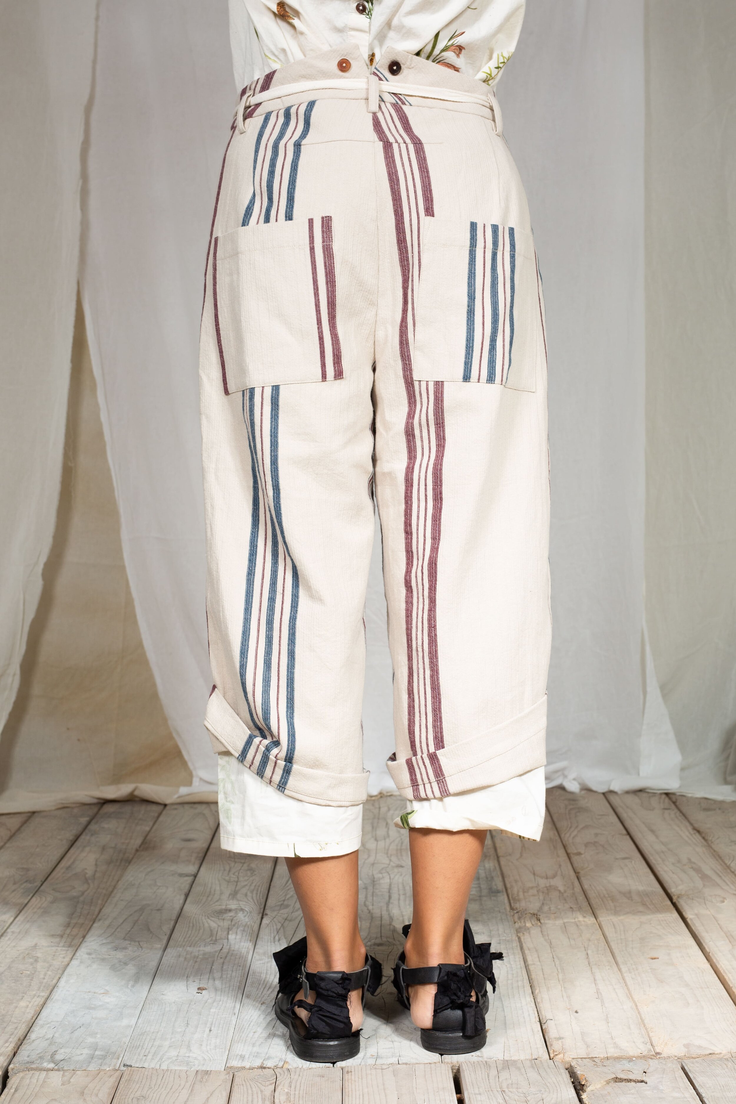 AM - SS2022 - LOOKBOOK WOMEN-17.jpg