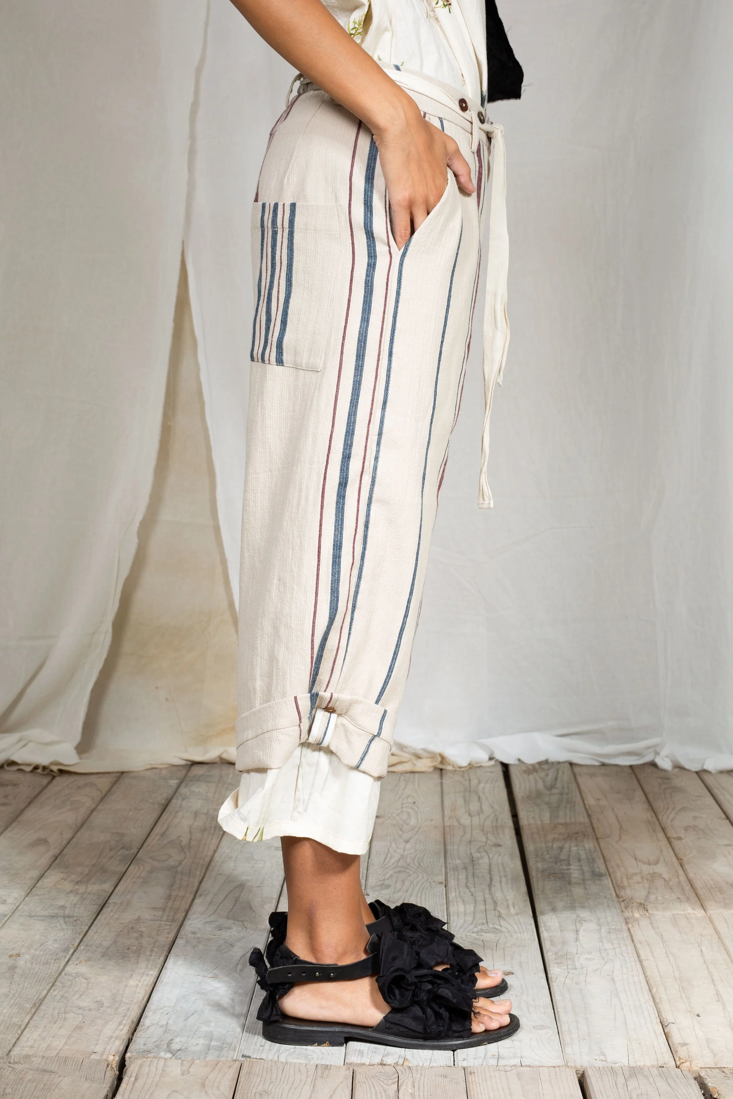 AM - SS2022 - LOOKBOOK WOMEN-20.jpg