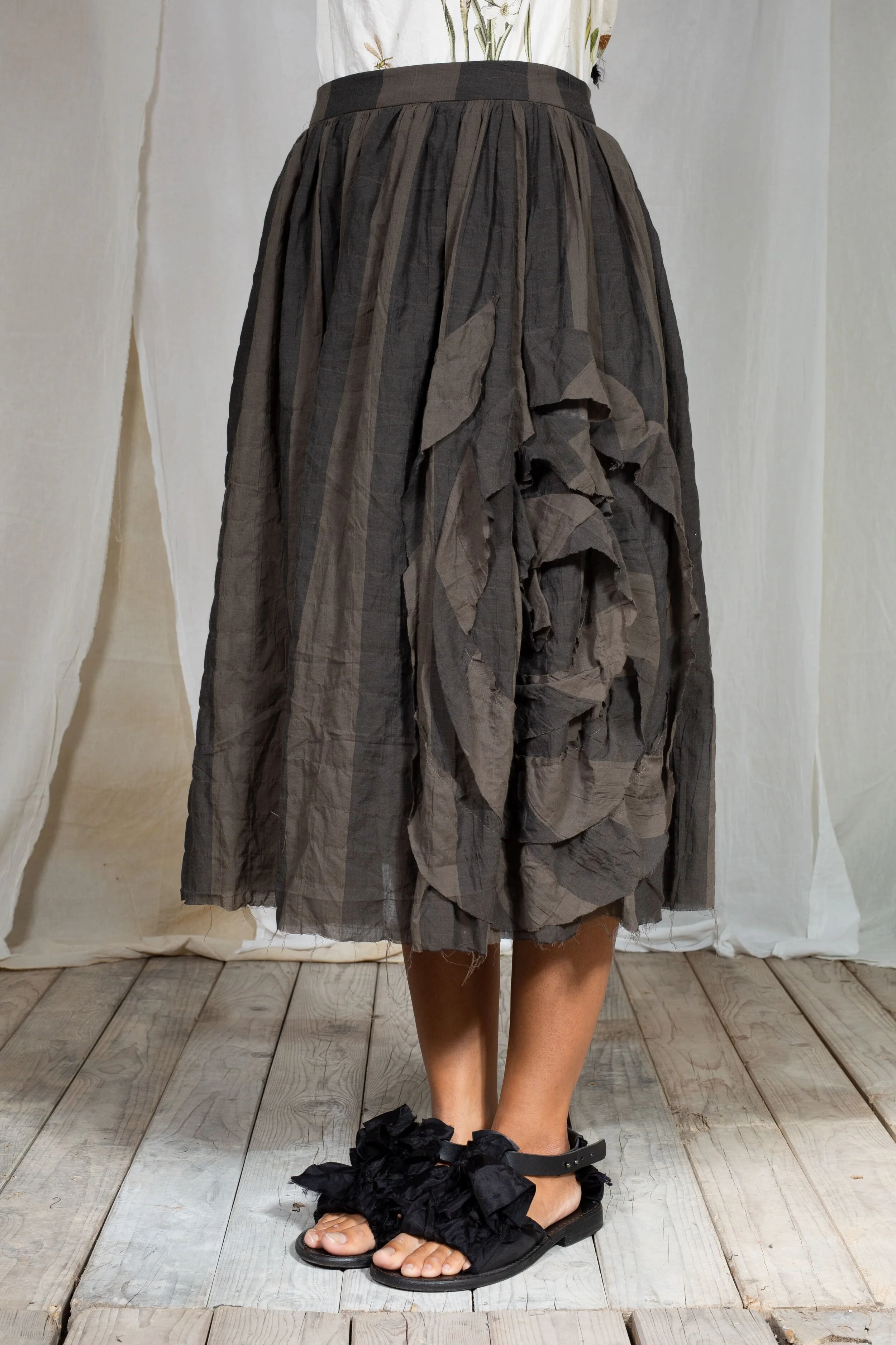 AM - SS2022 - LOOKBOOK WOMEN-58.jpg