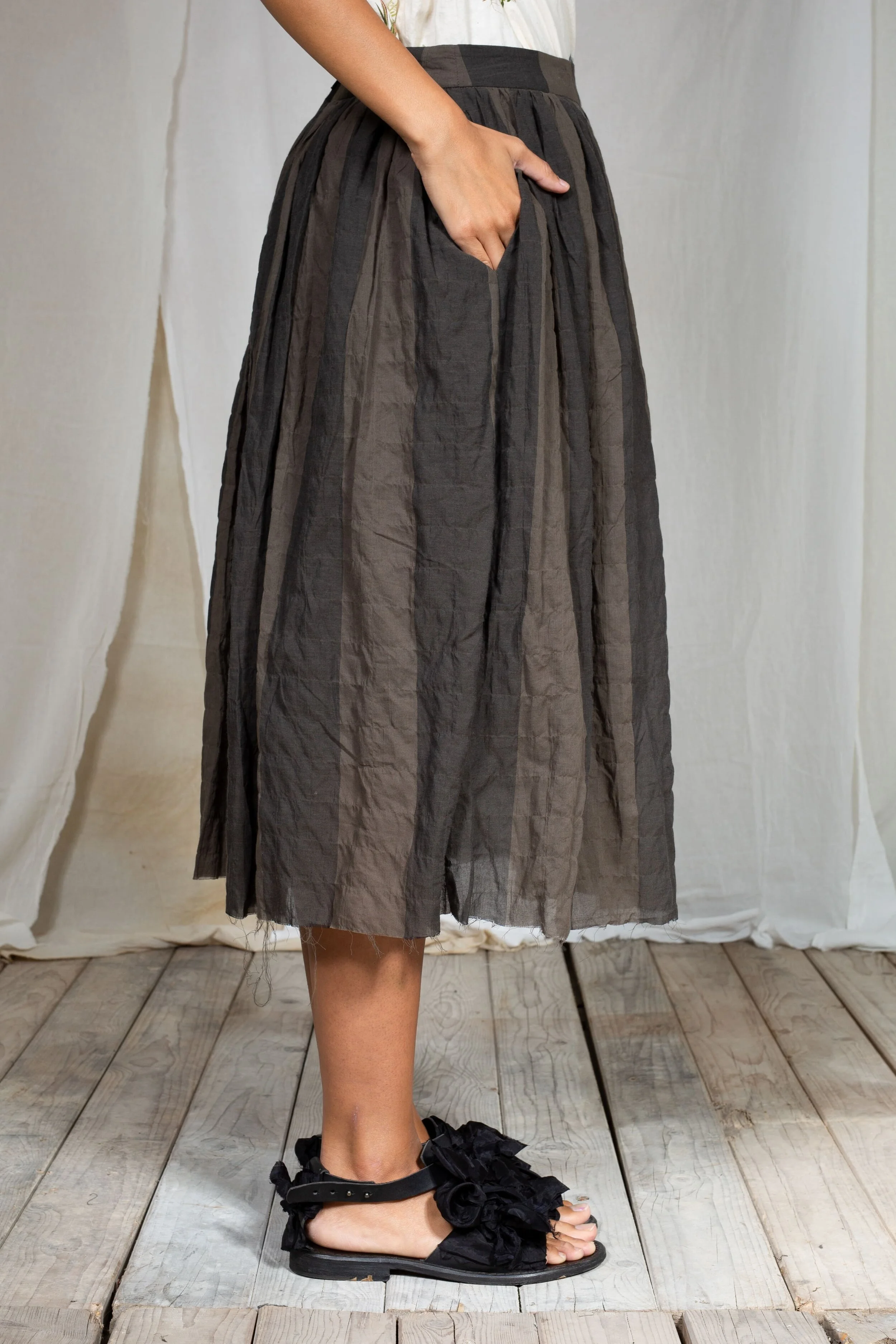 AM - SS2022 - LOOKBOOK WOMEN-62.jpg