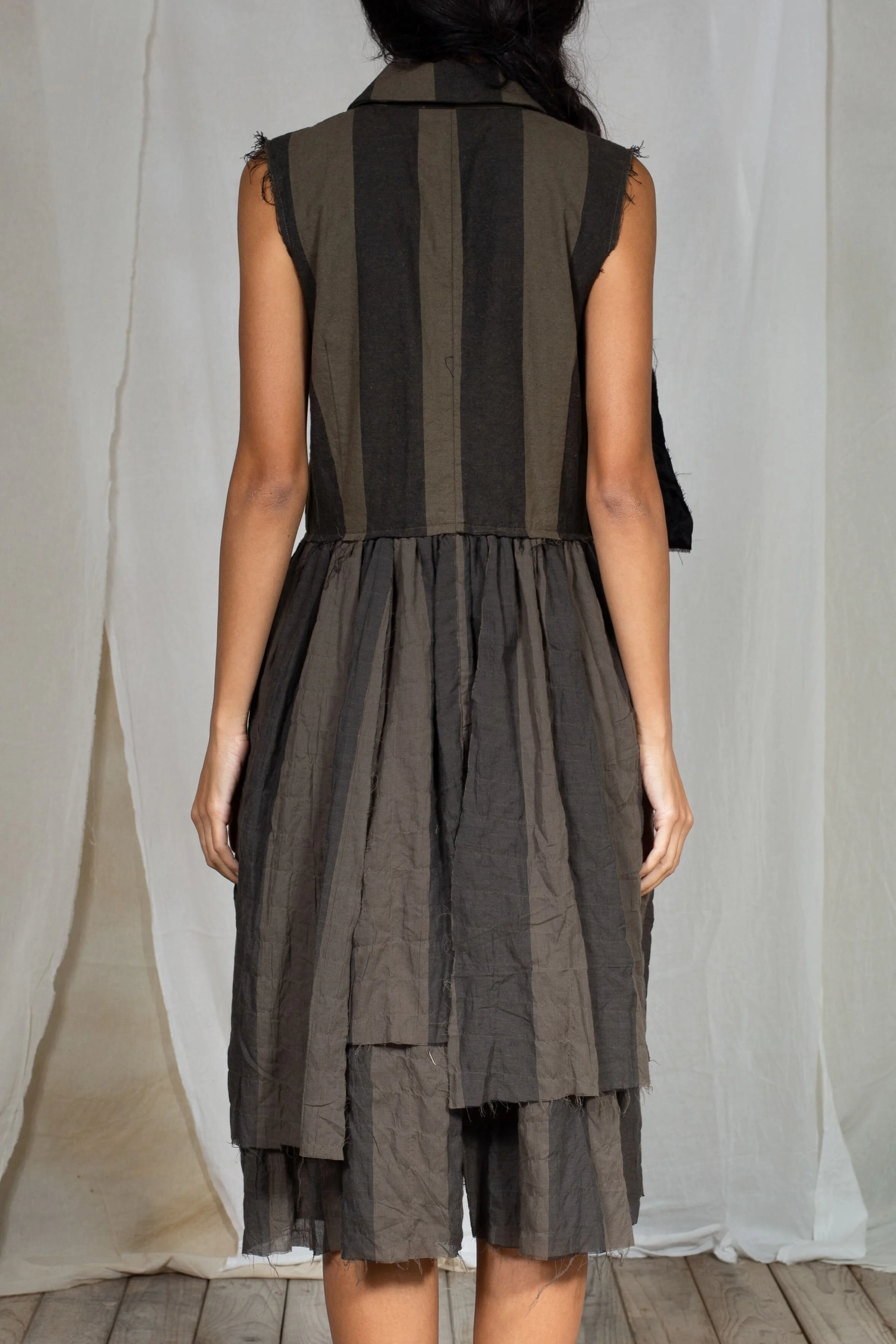 AM - SS2022 - LOOKBOOK WOMEN-215.jpg